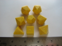 Dice : 7die precision yellow opaque