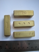 Dice : d4 Ace brass