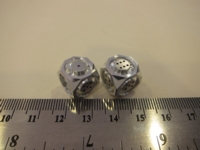 Dice : d6 0p5inch aluminum floating face purple pips