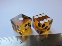 Dice : d6 0p75inch casino amber black white