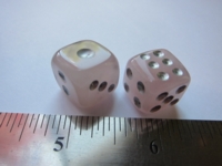 Dice : d6 15mm rose quartz