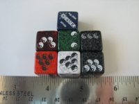 Dice : d6 16mm Chessex yinyang