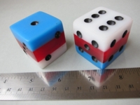 Dice : d6 1p5inch layered red white blue straight
