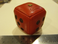 Dice : d6 2inch Coach leather red