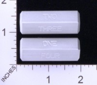 Dice : MINT19 ACE PRECISION D4 ALUMINUM SITCK WORDED 01