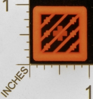 Dice : MINT27 SHAPEWAYS MCTRIVIA D6 GRID DIE 02 04