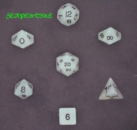 Dice : STONE MULTI CRYSTAL CASTE SERPENTINE 01